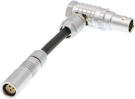 L'interno di Alexa Mini all'adattatore di potere di RS cabla Lemo 3 Pin Female To 7 Pin Male